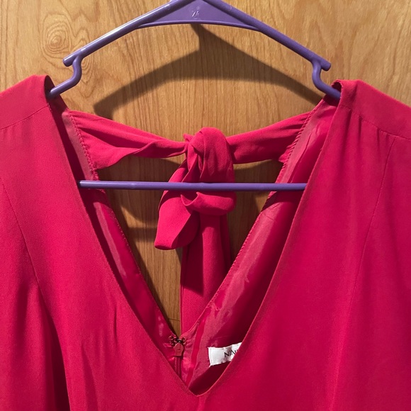 Nine West Size Large Red Chiffon V-Neck Dress With Tie In The Back At The Neck - Picture 4 of 8